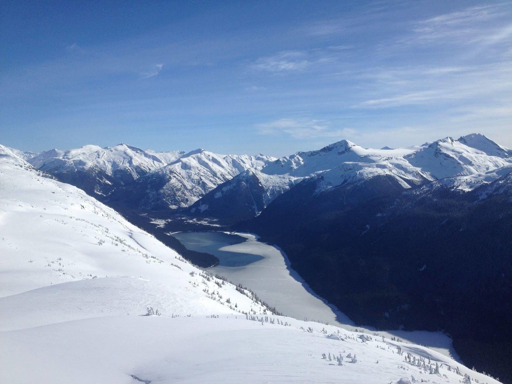 Belle Neige Suites: Whistler Exteriör bild