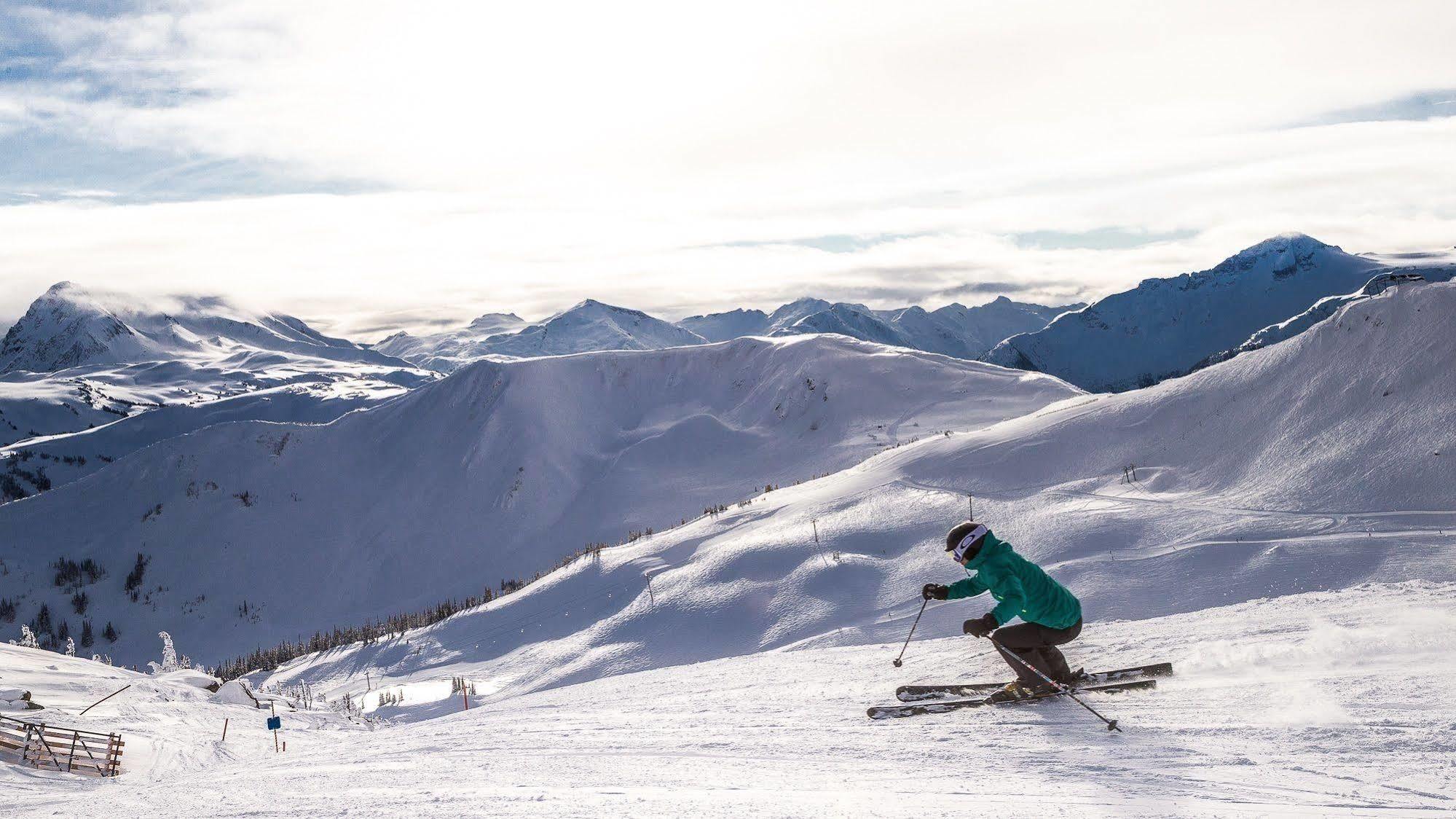 Belle Neige Suites: Whistler Exteriör bild