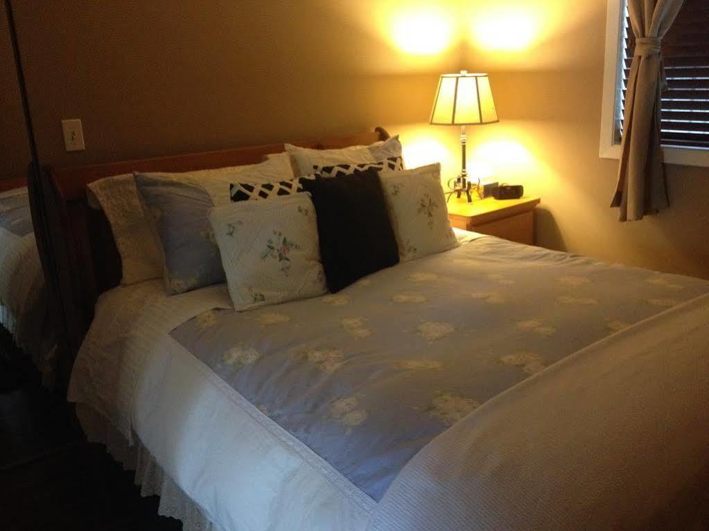 Belle Neige Suites: Whistler Exteriör bild